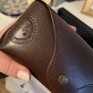 Authentic Ray-ban brown leather shell CASE